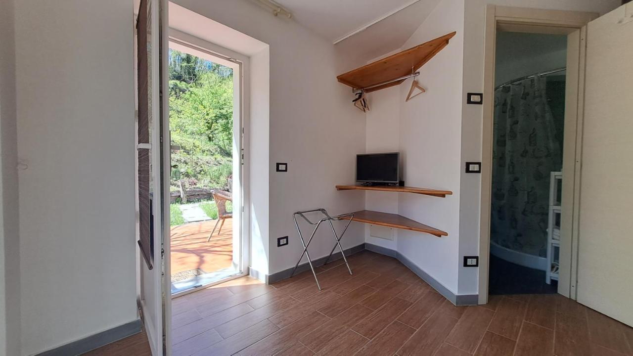 B&B La Casina Rosa La Spezia Valeriano Lunense Exterior foto